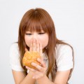 ぽっこりお腹がへこむ!驚きの断食の6つの効果と実践方法